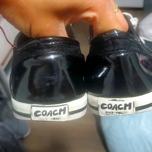 Coach sneakers size 6B y